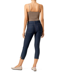 HUE Essential Denim Mid-Rise Capri Legging
