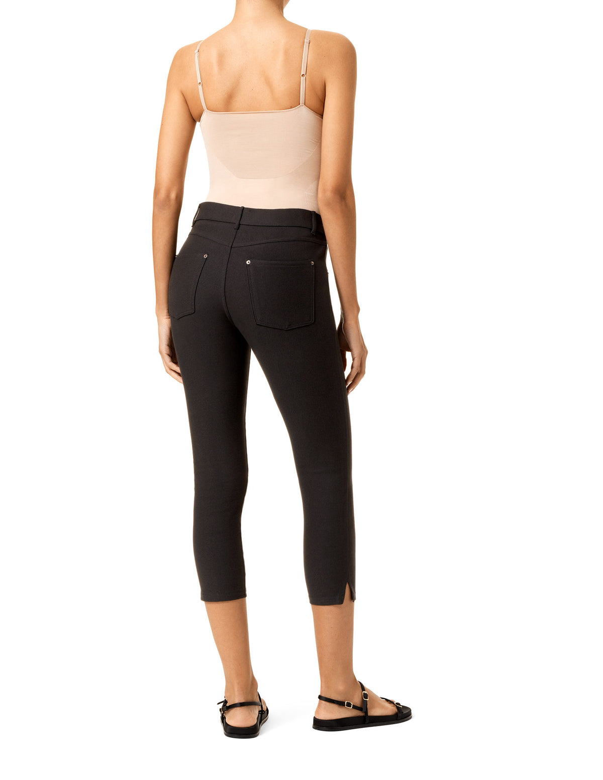 HUE Essential Denim Mid-Rise Capri Legging