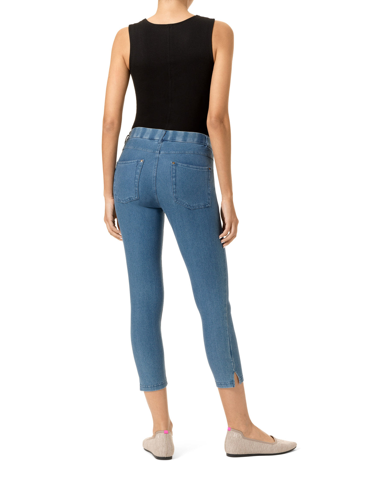 HUE Essential Denim Mid-Rise Capri Legging
