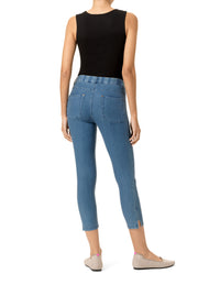 HUE Essential Denim Mid-Rise Capri Legging