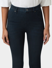 HUE Hi-Rise Ultra Soft Denim Capri