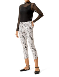 HUE Leopard Essential Denim Mid-Rise Capri Legging