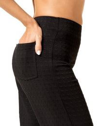 HUE Textured Ponte Cropped Flare Legging