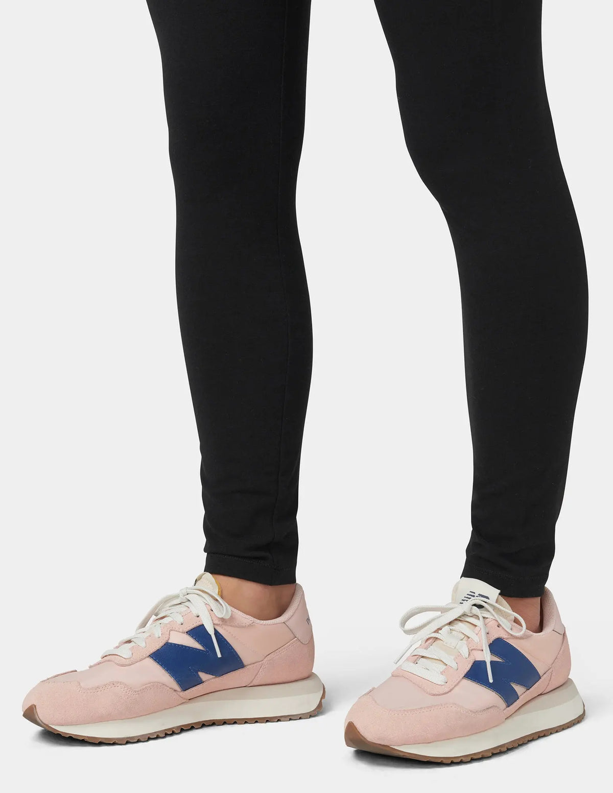 HUE Ultra Legging With Wide Waistband