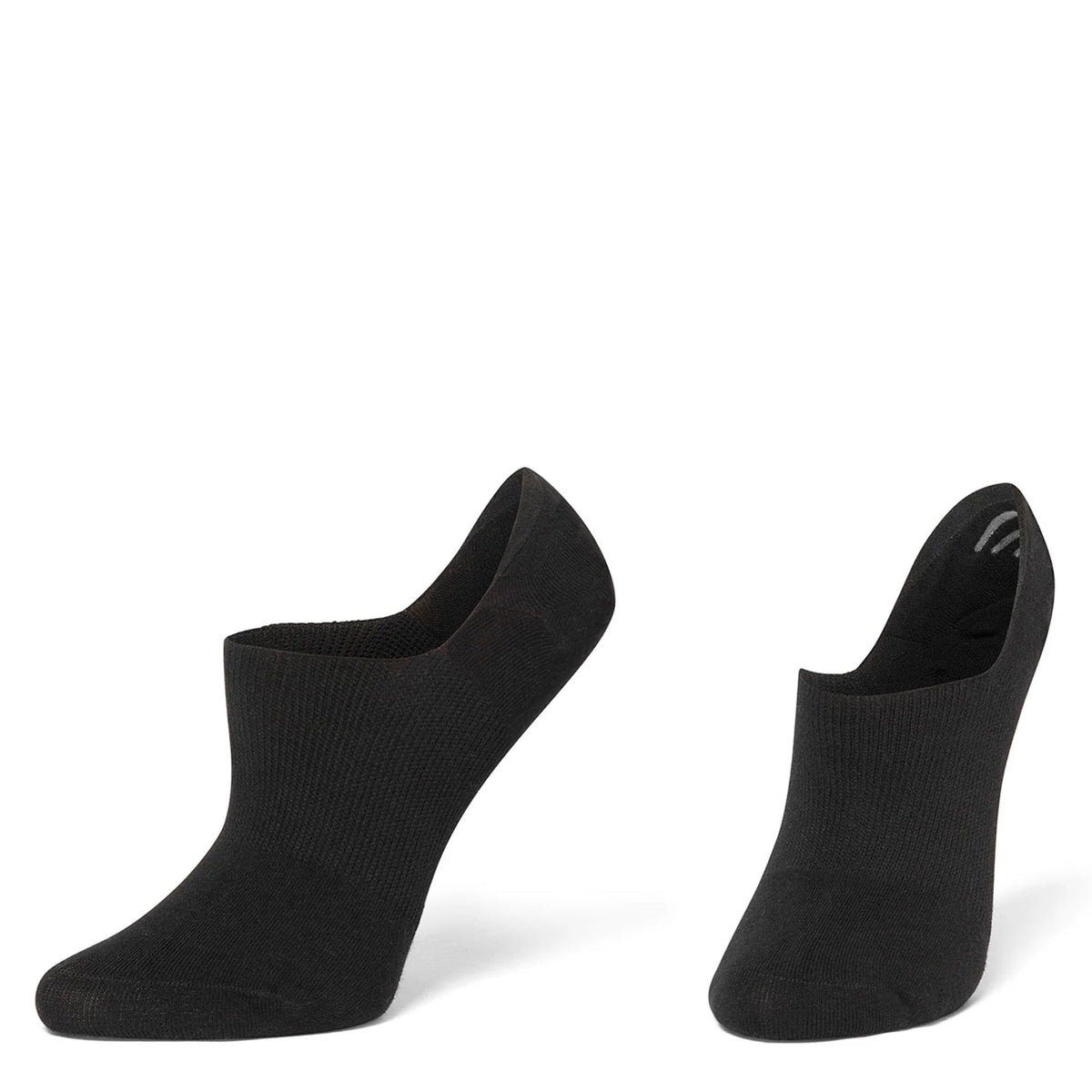 HUE 3-Pair Pack Cotton No Show Arch Hug Sock