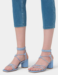 HUE Hi-Rise Ultra Soft Denim Capri