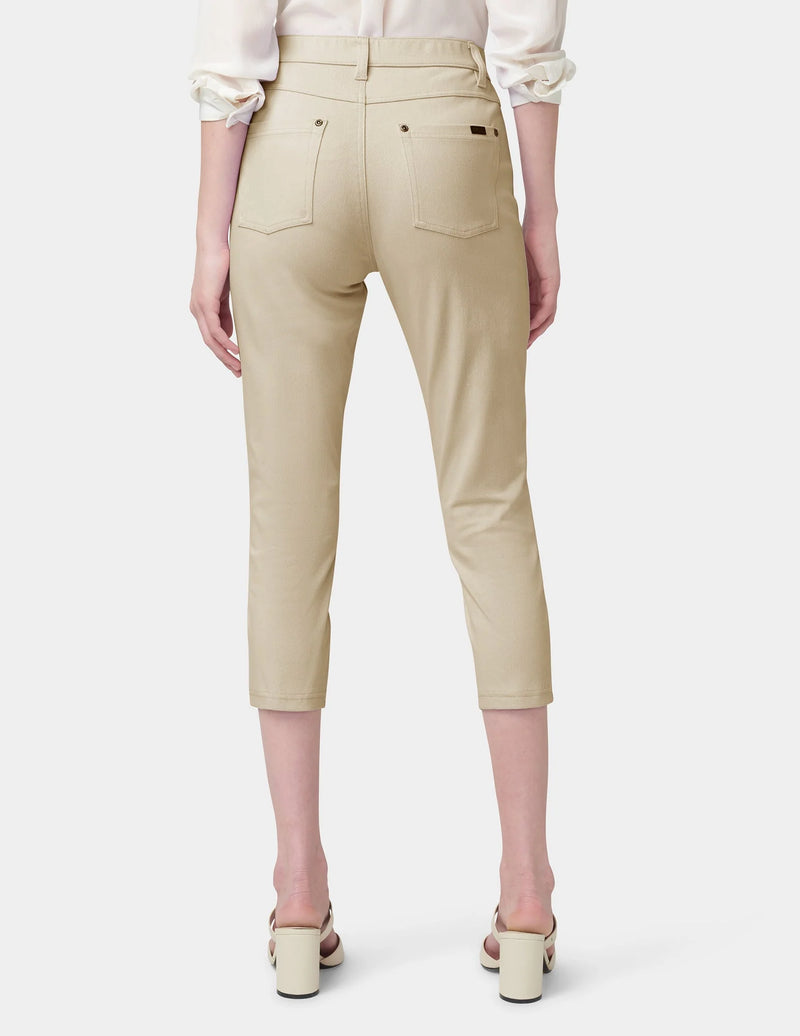 HUE Hi-Rise Ultra Soft Denim Capri