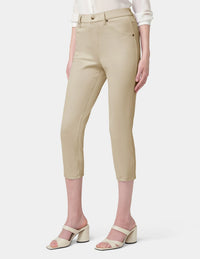 HUE Hi-Rise Ultra Soft Denim Capri