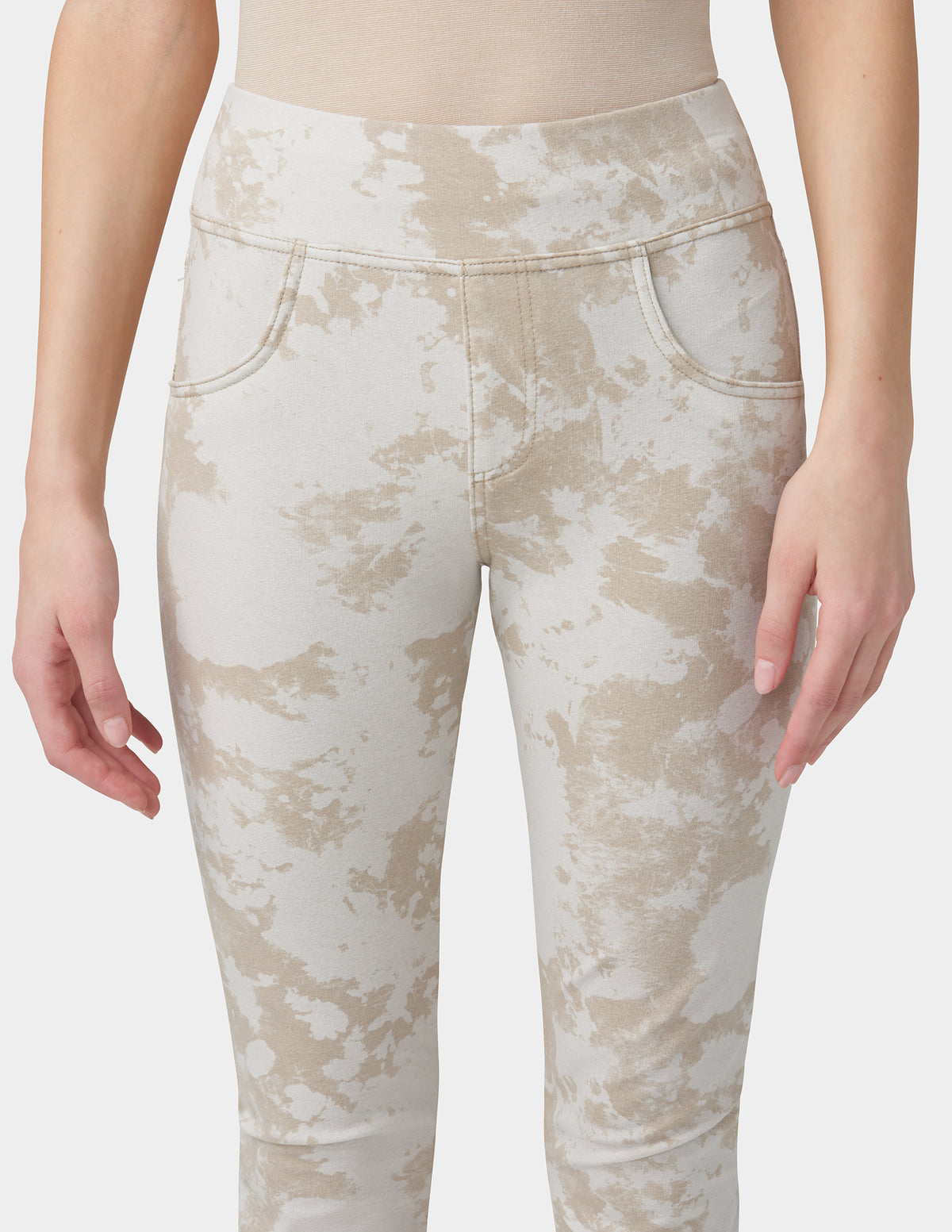HUE Game Changing Denim Capri