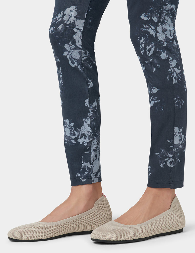 HUE Ultra Soft Blue Roses Denim Legging