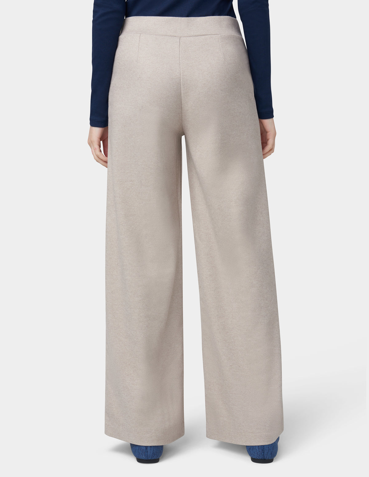 HUE Pull-On Wide Leg Pant