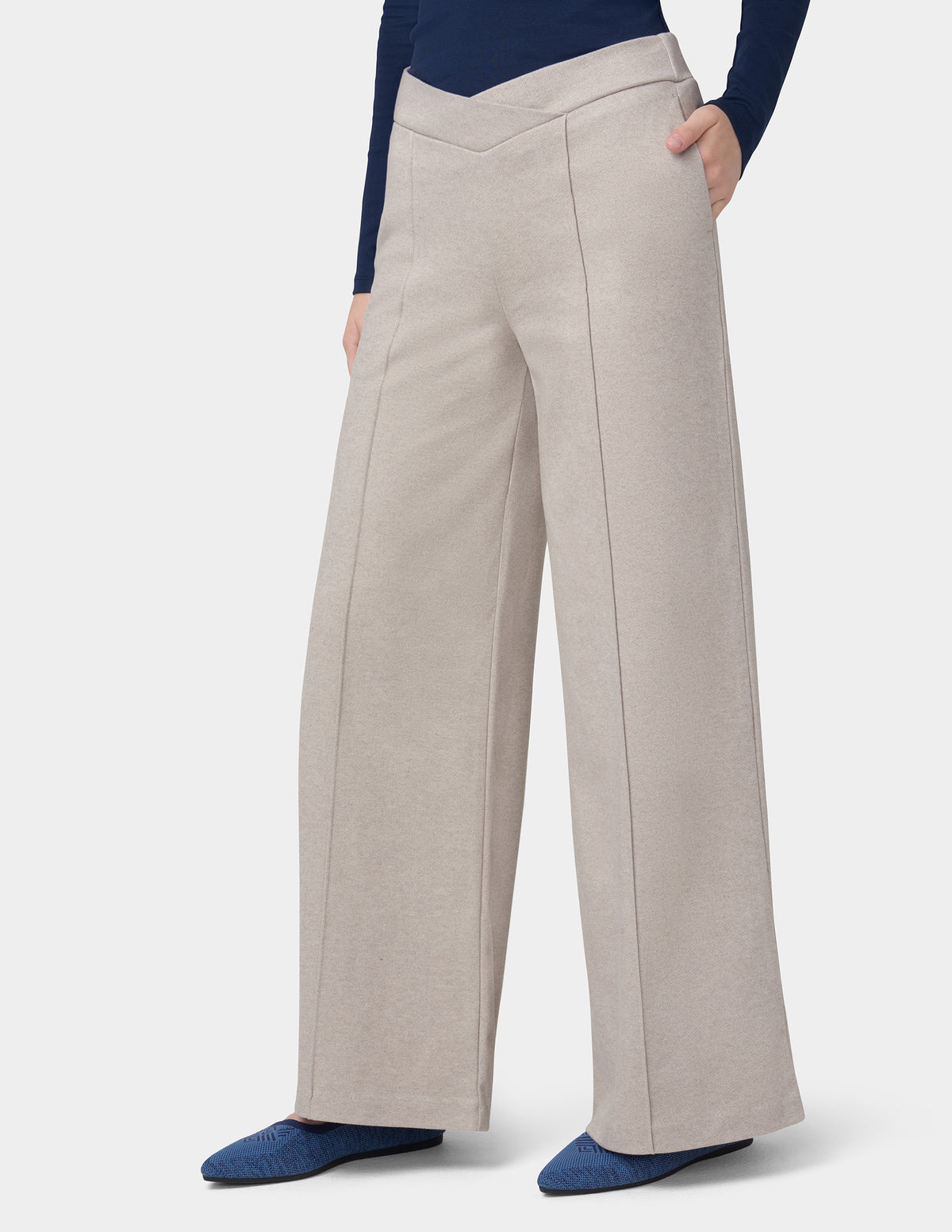 HUE Pull-On Wide Leg Pant