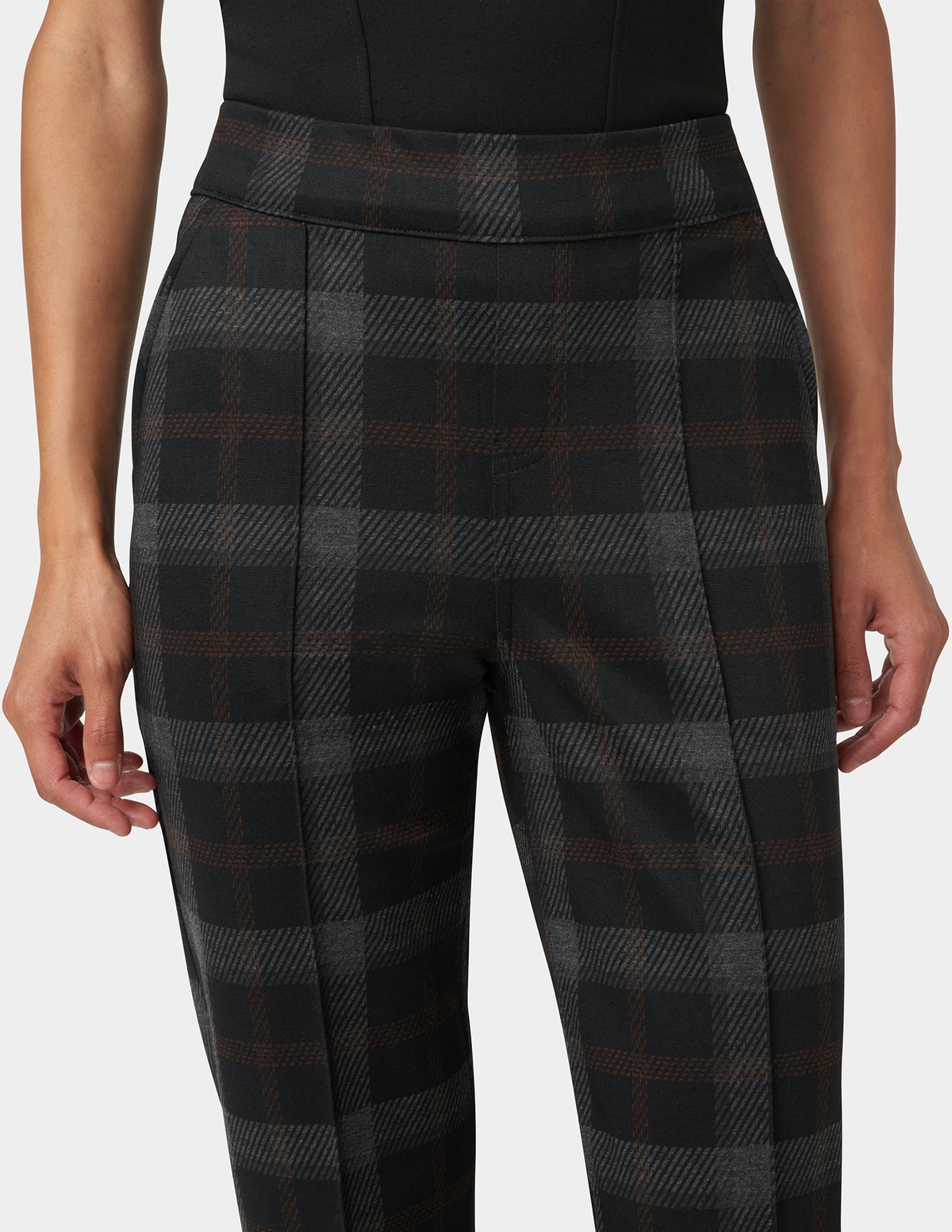 HUE Plaid Pull-On Trouser