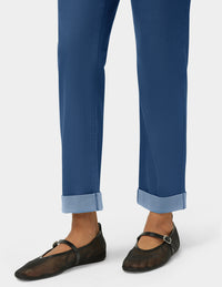 HUE Grilfriend Mid-Rise Denim