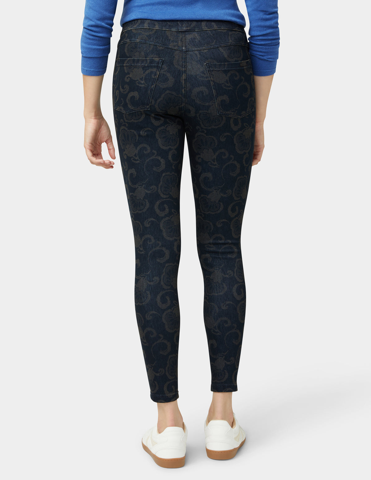HUE Etched Floral Denim Legging