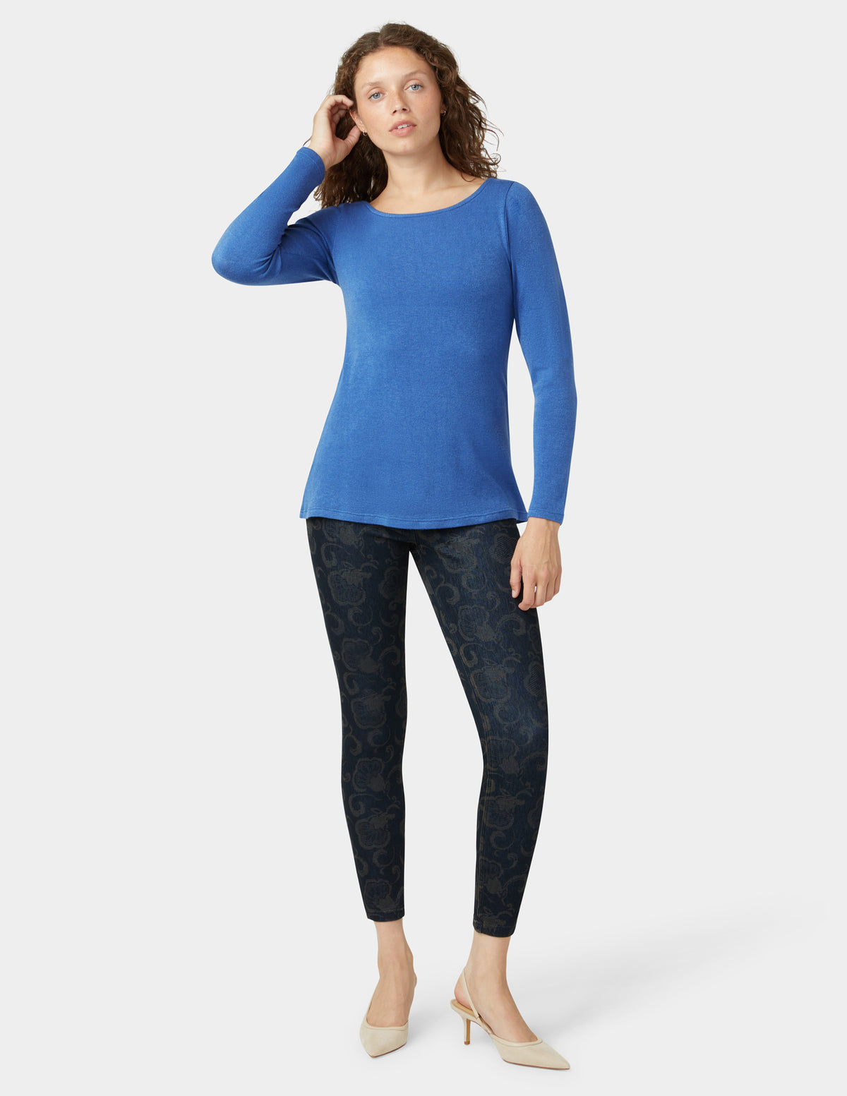 HUE Etched Floral Denim Legging