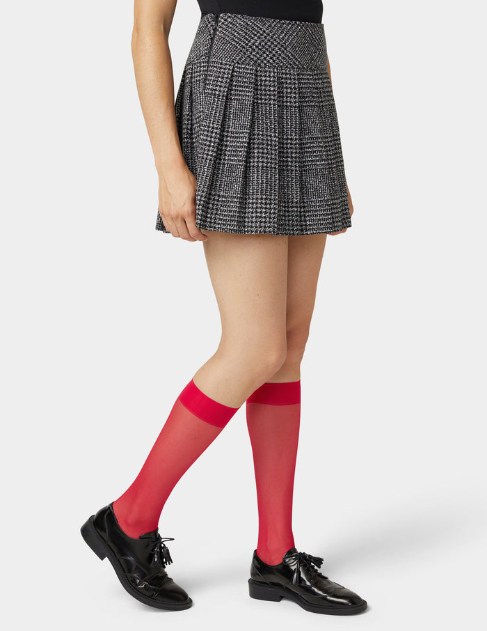 HUE Sheer Knee High